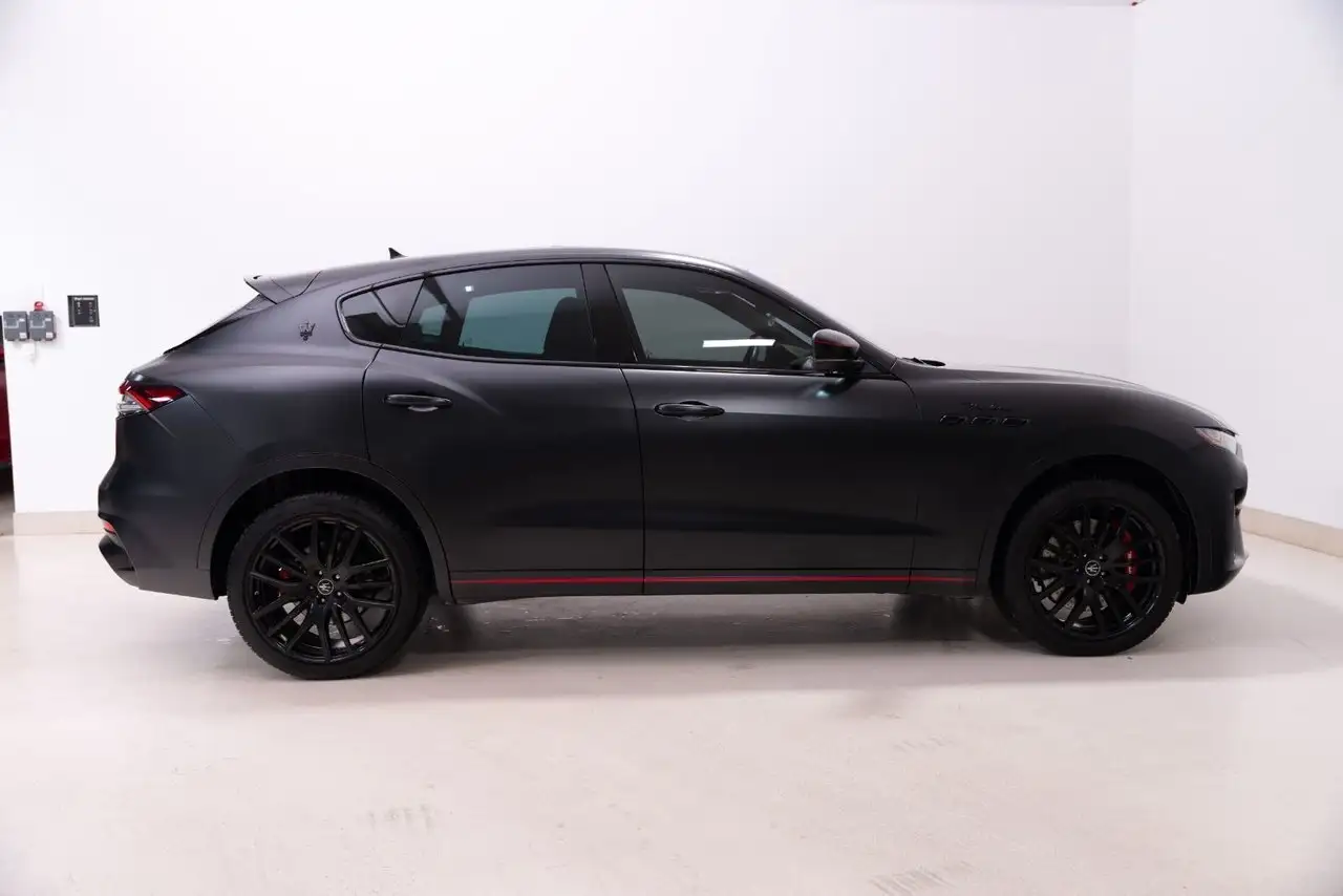 Maserati Levante снимка Maserati Levante