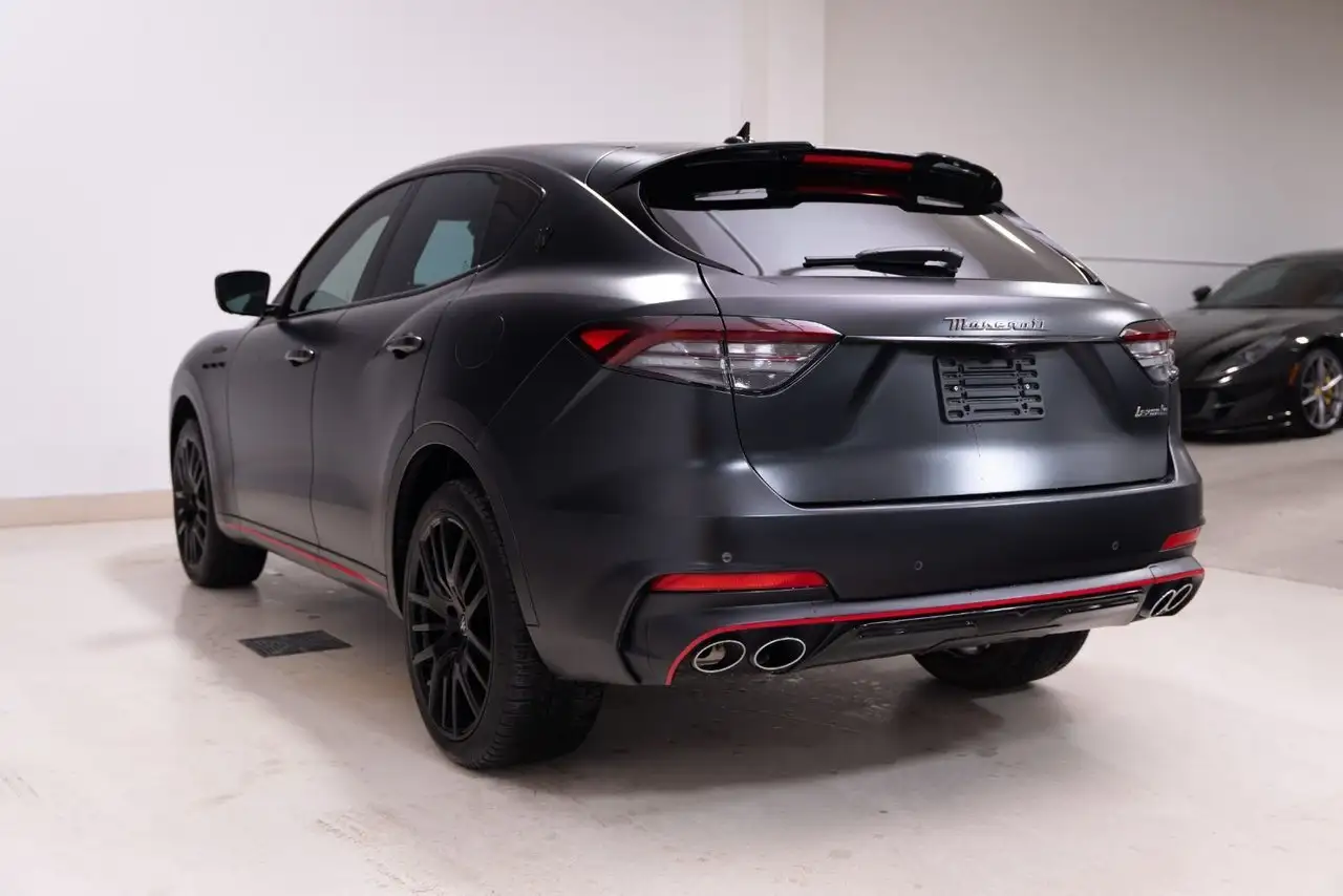 Maserati Levante снимка Maserati Levante