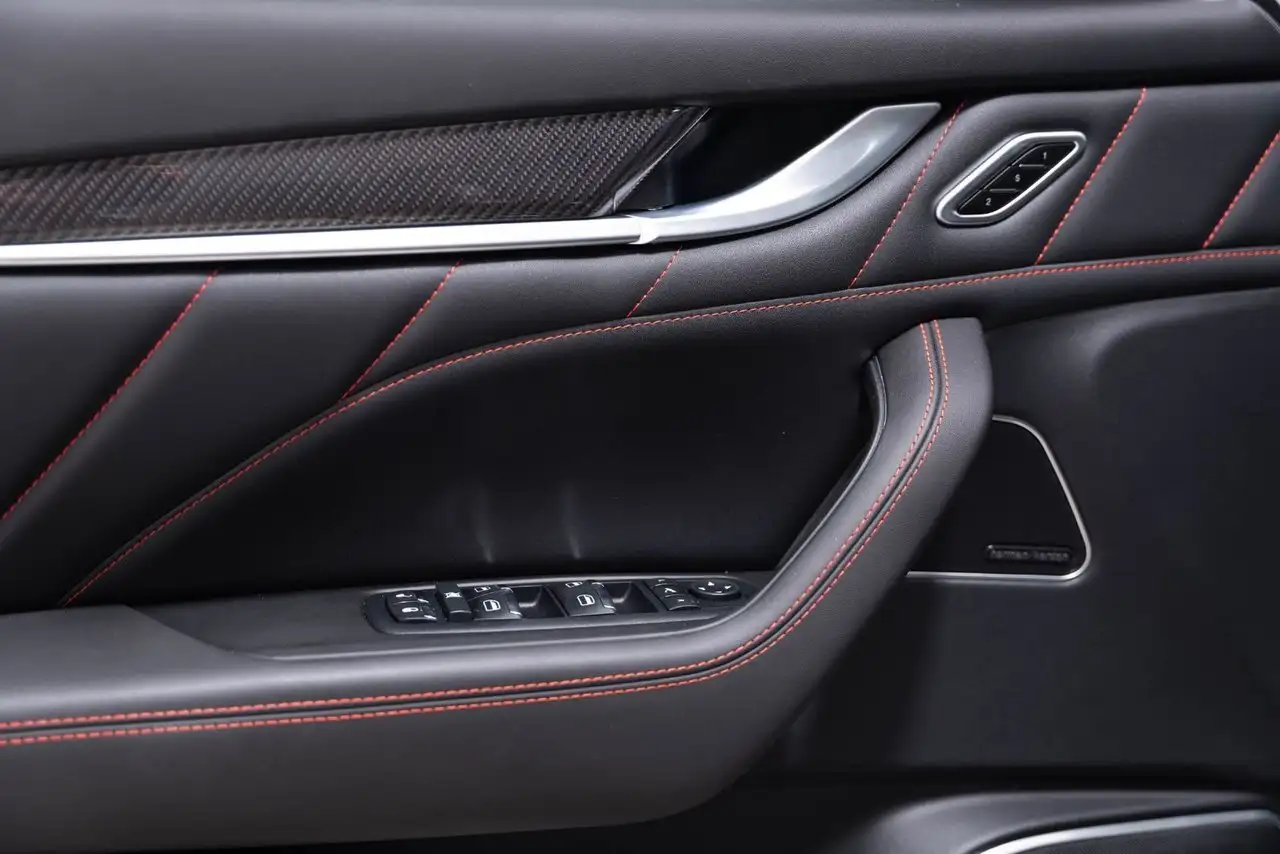 Maserati Levante снимка Maserati Levante