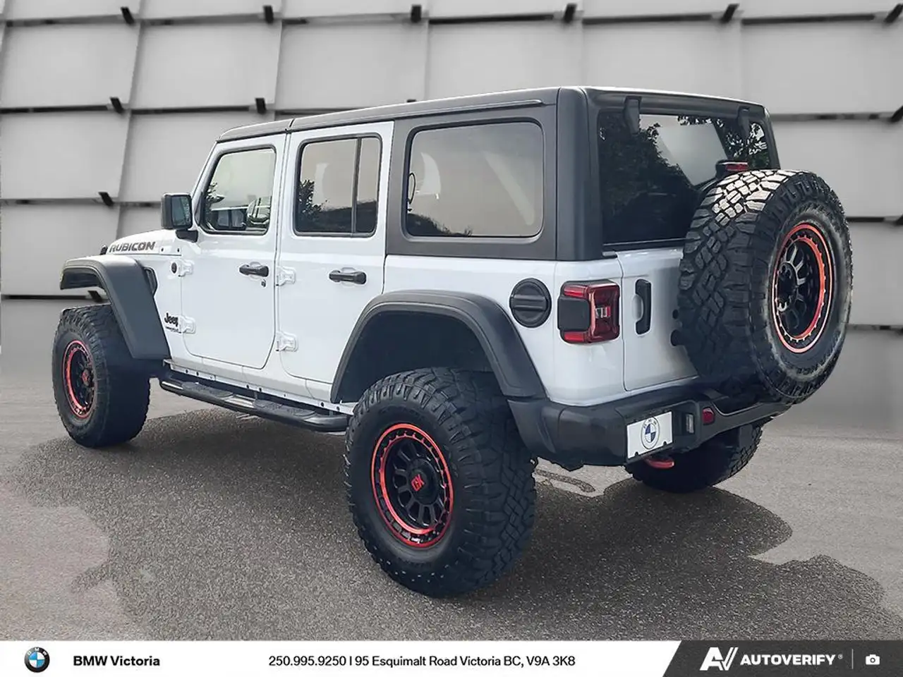 Jeep Wrangler photo Jeep Wrangler