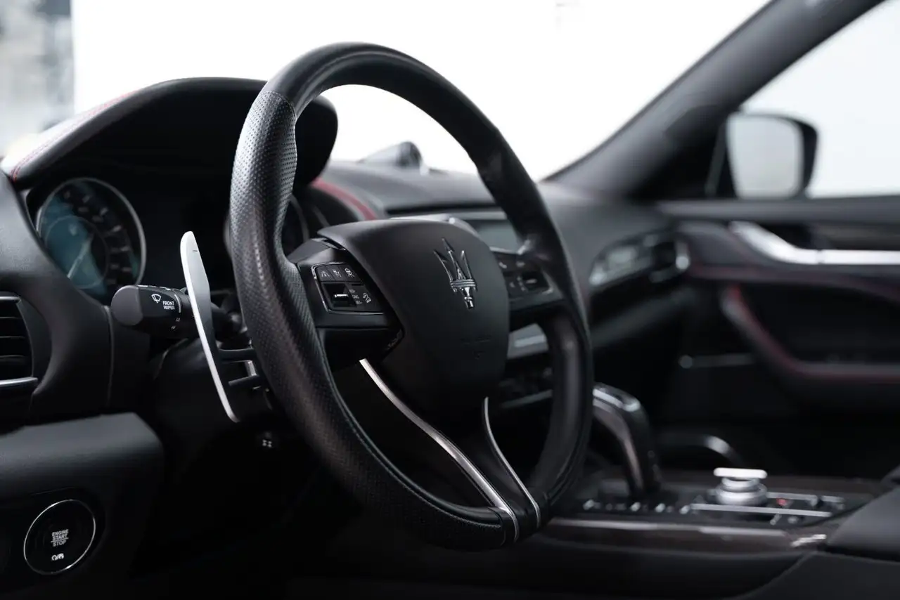 Maserati Levante снимка Maserati Levante