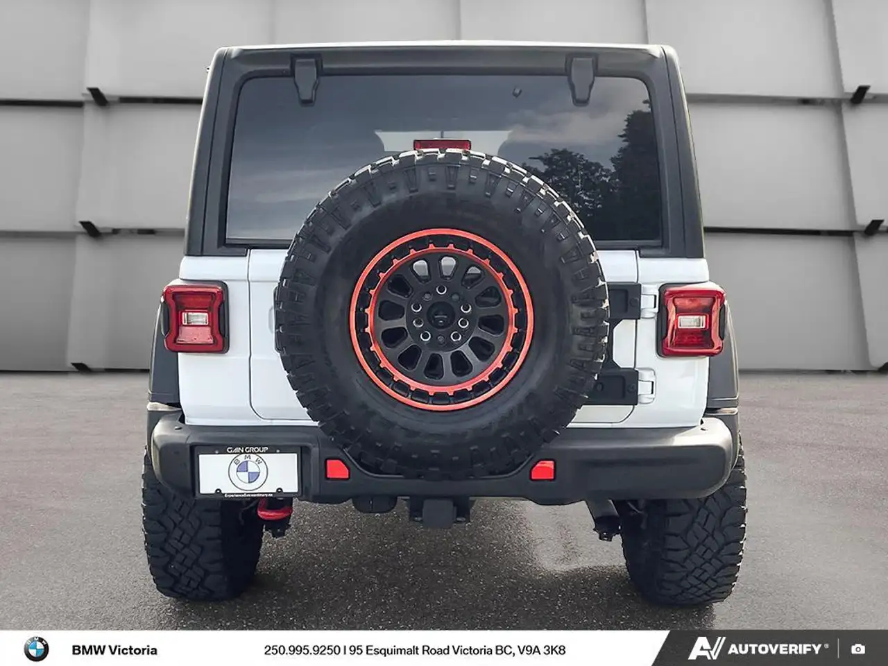 Jeep Wrangler photo Jeep Wrangler
