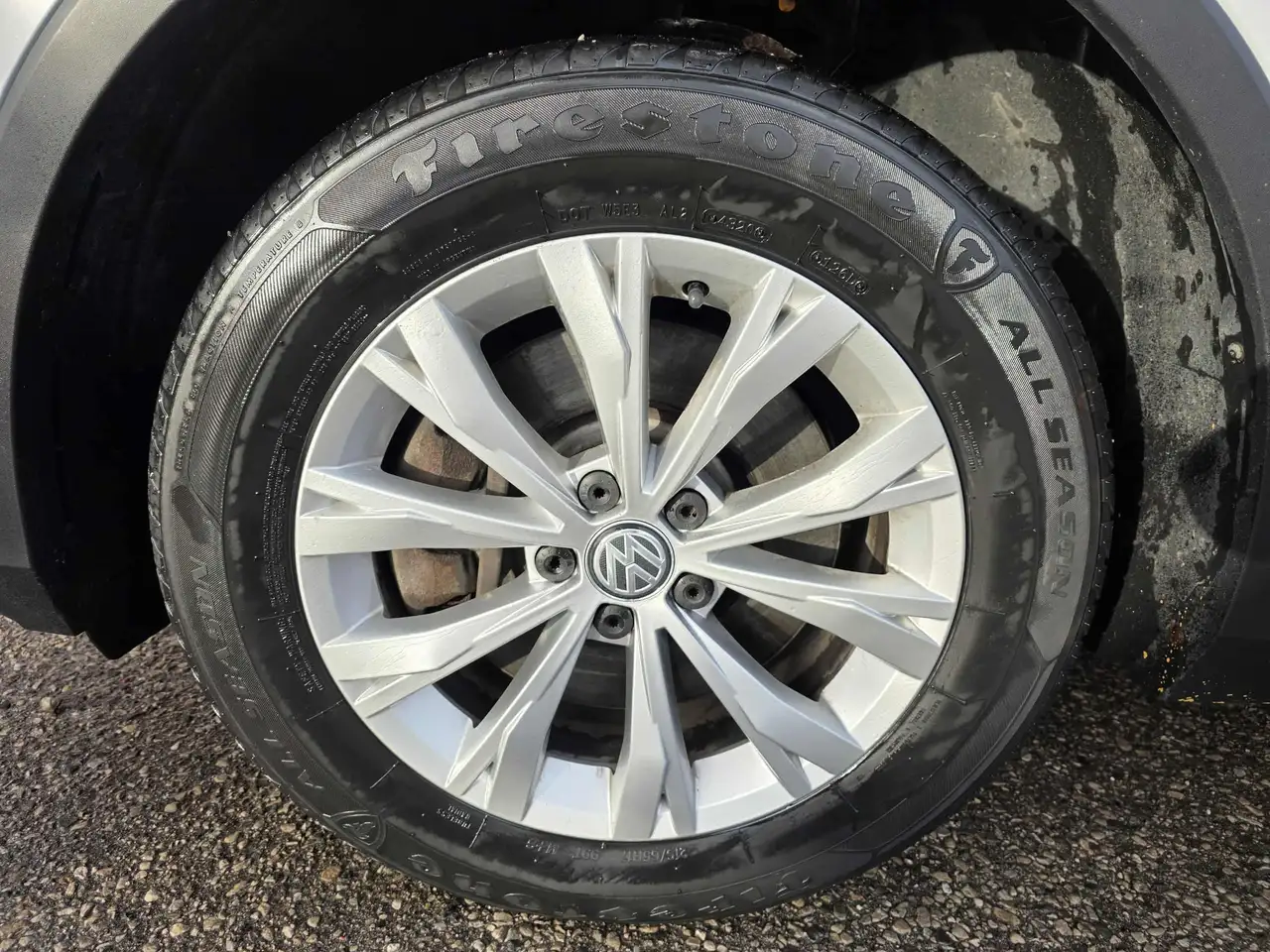Volkswagen Tiguan снимка Volkswagen Tiguan