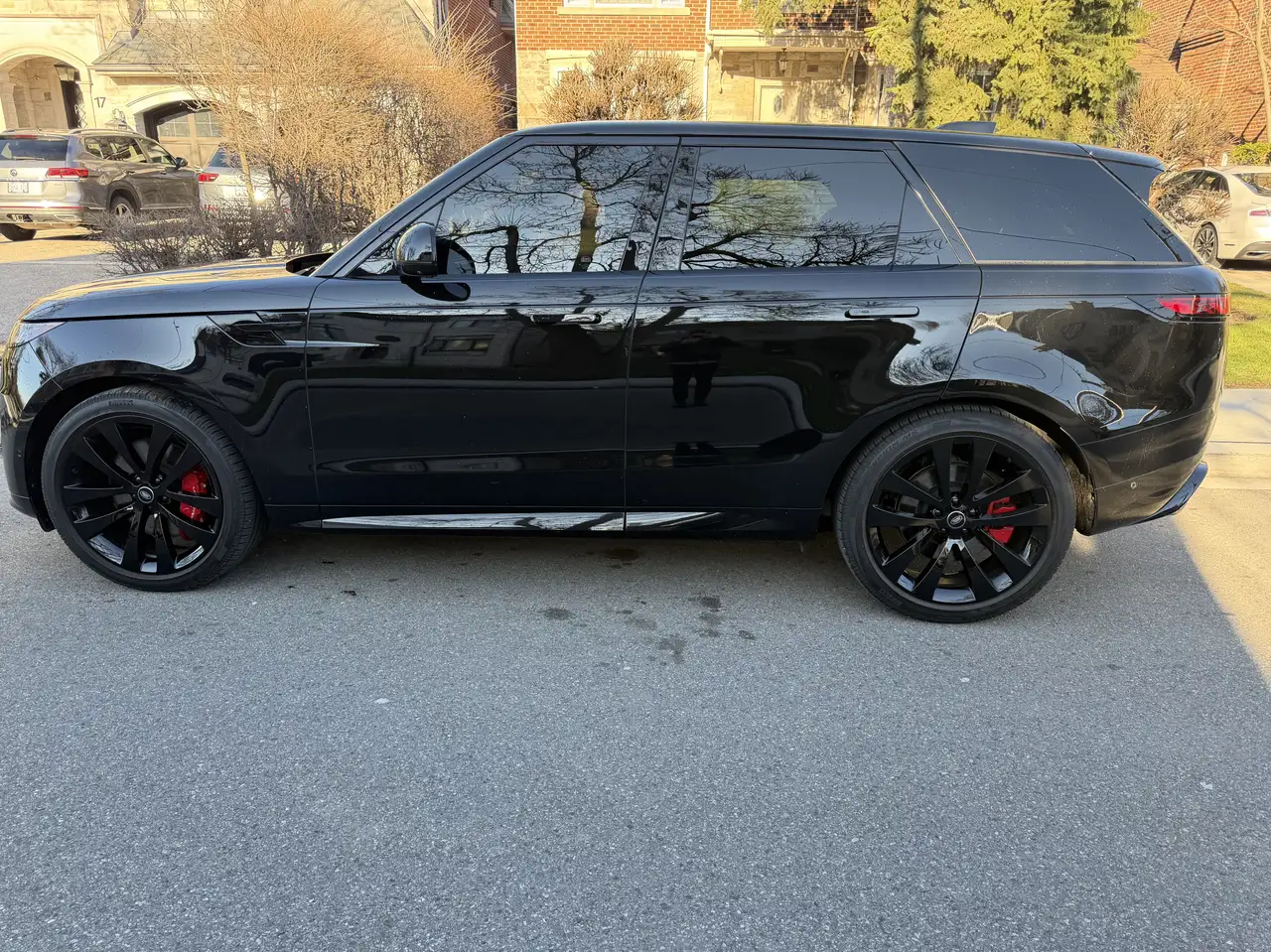 Land Rover Range Rover Sport снимка Land Rover Range Rover Sport