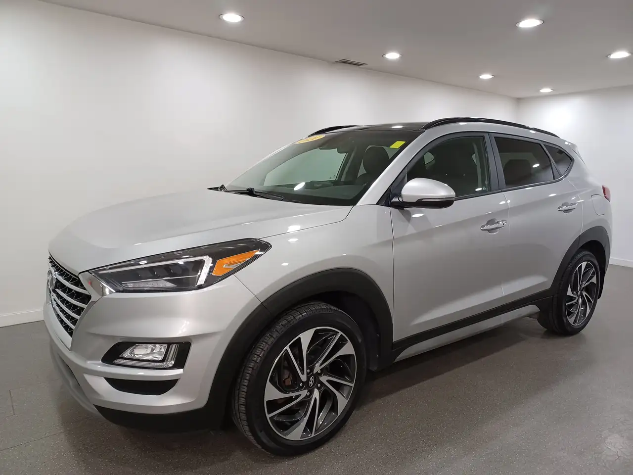 Hyundai TUCSON photo Hyundai TUCSON