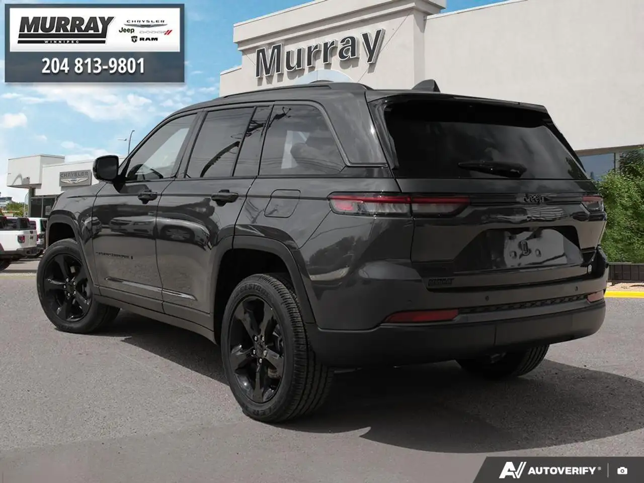 Jeep Grand Cherokee photo Jeep Grand Cherokee