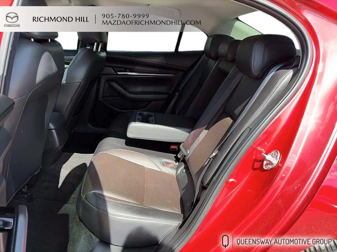 Mazda 3 снимка Mazda 3