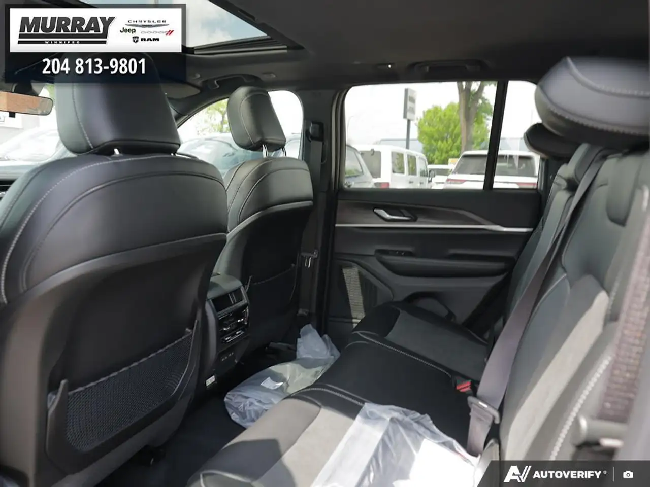Jeep Grand Cherokee photo Jeep Grand Cherokee