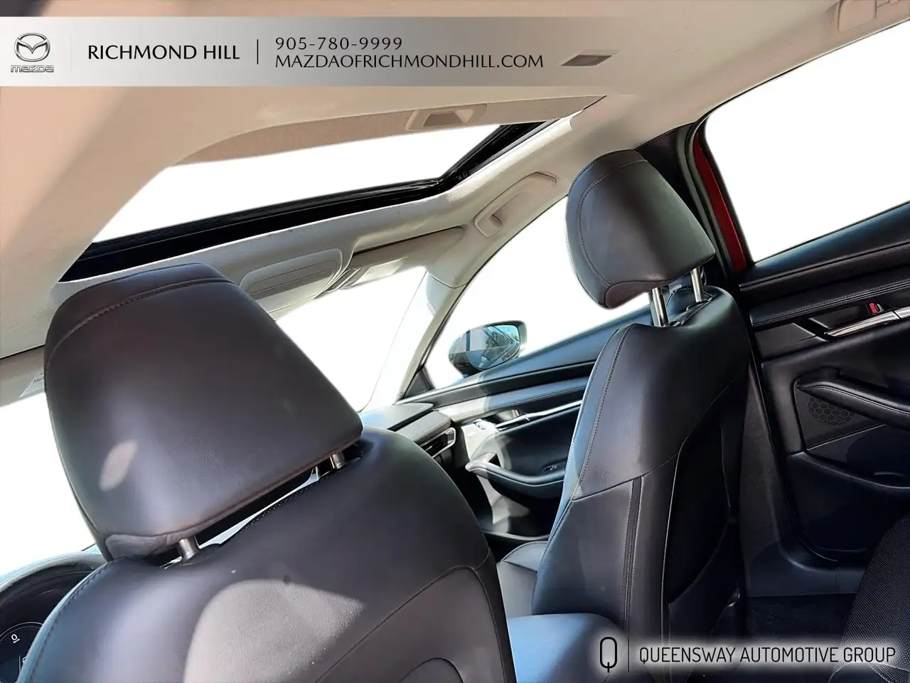 Mazda 3 снимка Mazda 3