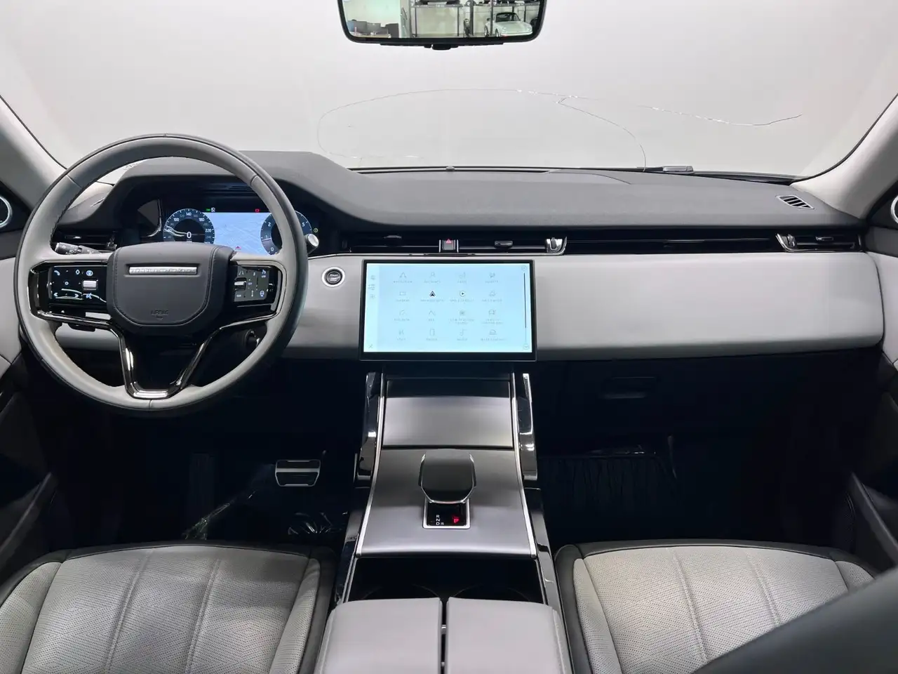 Land Rover Range Rover Evoque photo Land Rover Range Rover Evoque