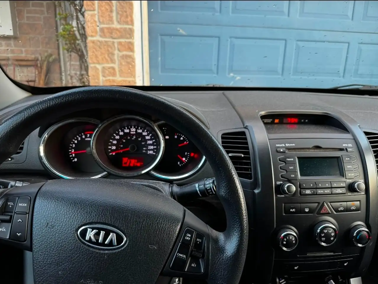 Kia Sorento снимка Kia Sorento