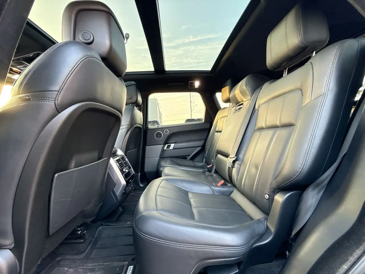 Land Rover Range Rover Sport fotografie Land Rover Range Rover Sport