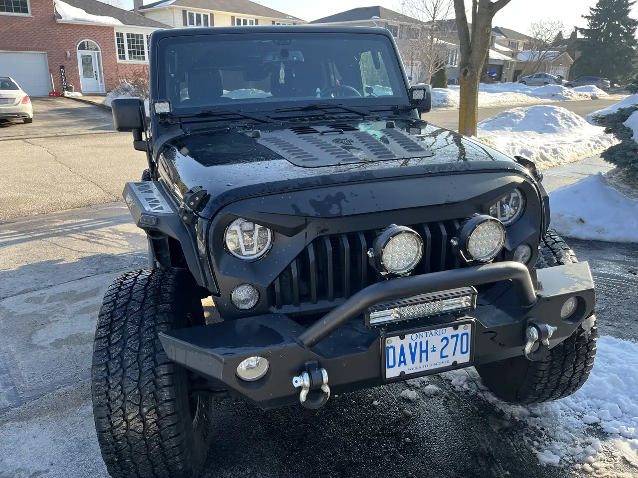 Jeep Wrangler снимка Jeep Wrangler