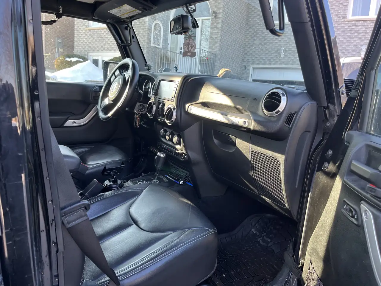 Jeep Wrangler снимка Jeep Wrangler