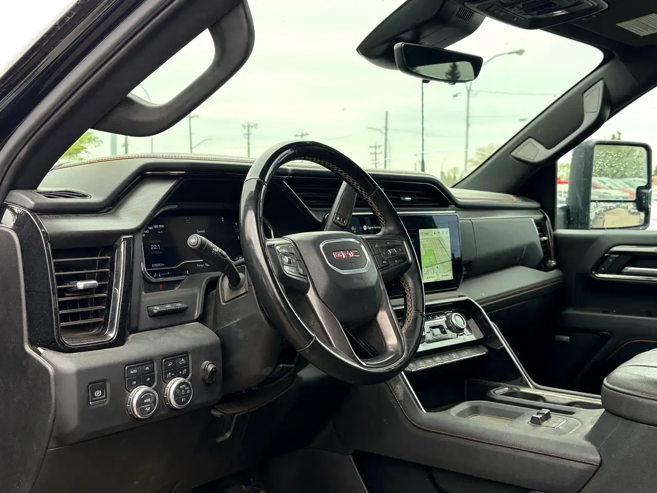 GMC Sierra 3500HD снимка GMC Sierra 3500HD
