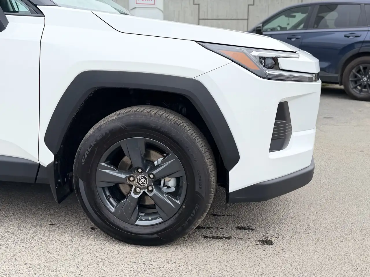 Toyota RAV 4 снимка Toyota RAV 4