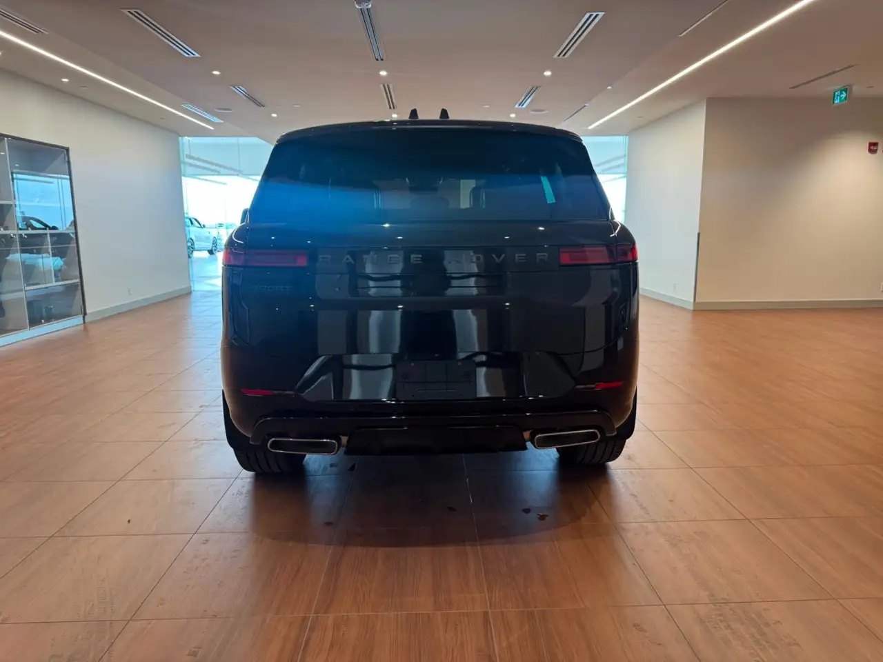 Land Rover Range Rover Sport снимка Land Rover Range Rover Sport