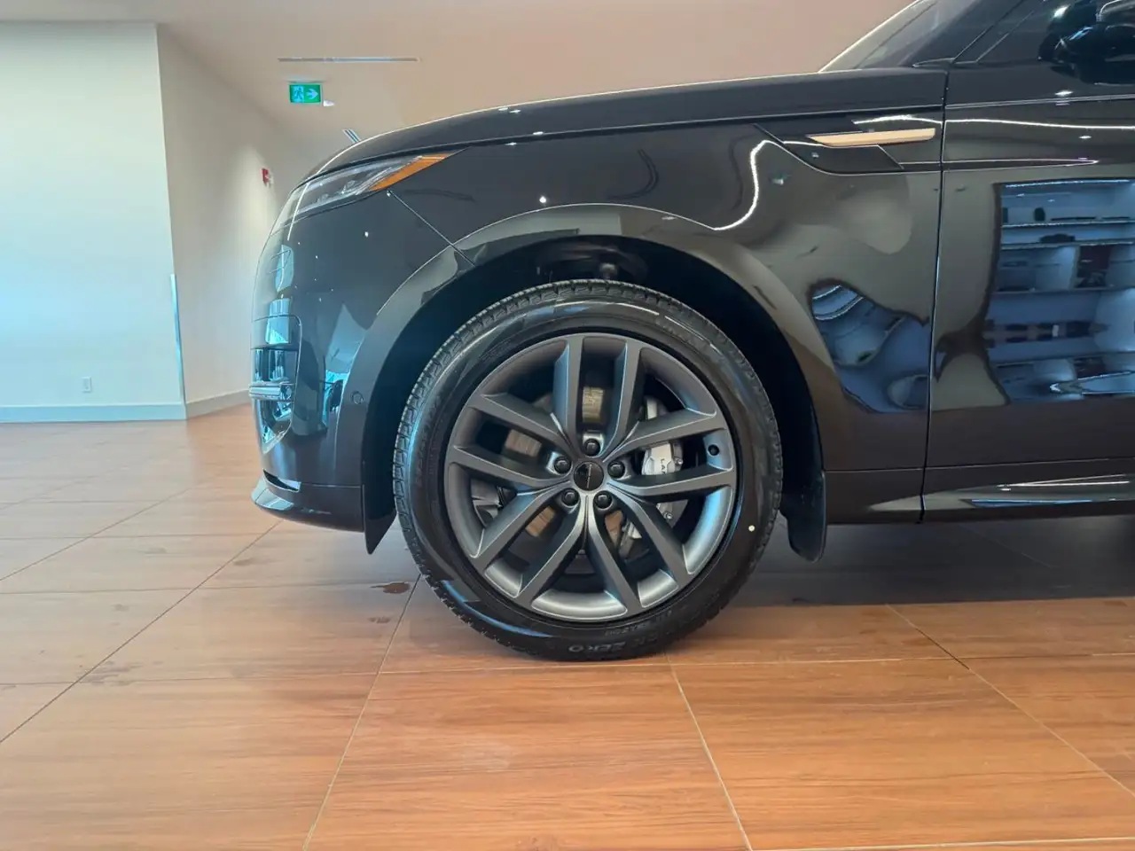 Land Rover Range Rover Sport снимка Land Rover Range Rover Sport