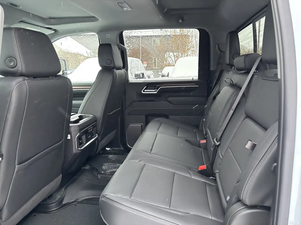 GMC Sierra 3500HD снимка GMC Sierra 3500HD