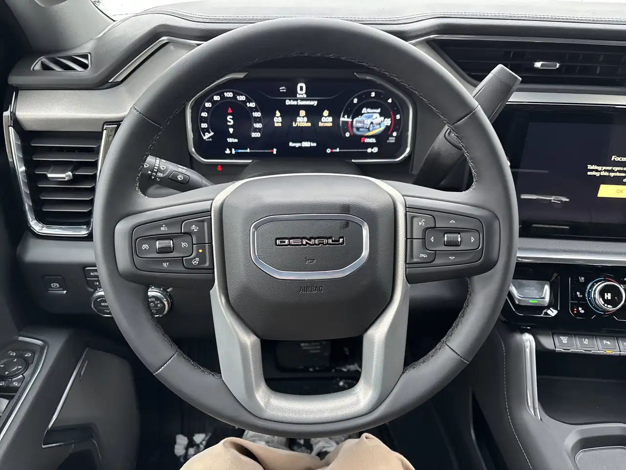 GMC Sierra 3500HD снимка GMC Sierra 3500HD