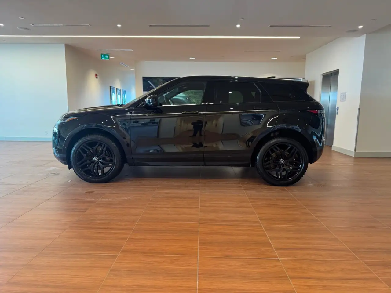 Land Rover Range Rover Evoque снимка Land Rover Range Rover Evoque