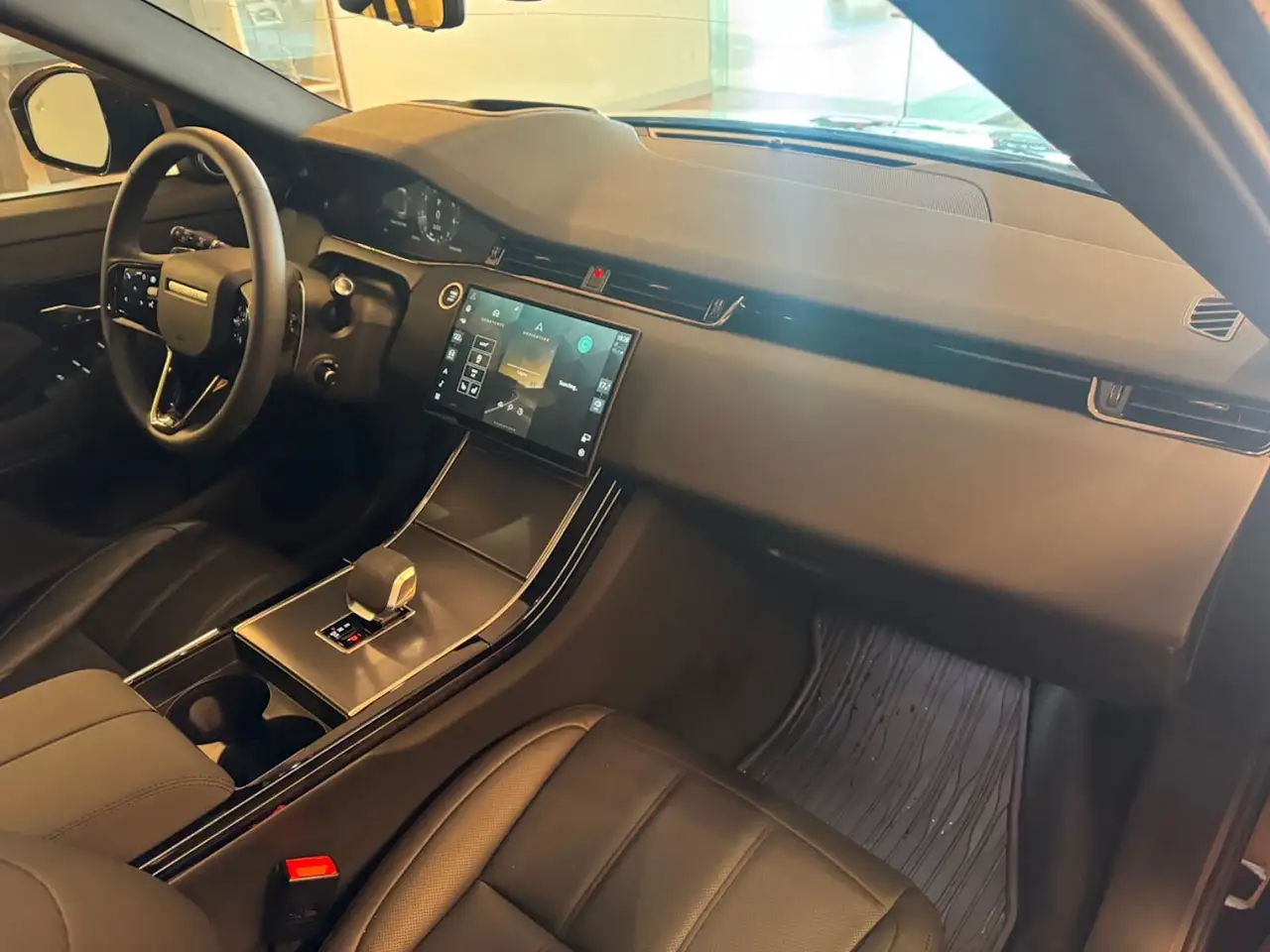 Land Rover Range Rover Evoque снимка Land Rover Range Rover Evoque