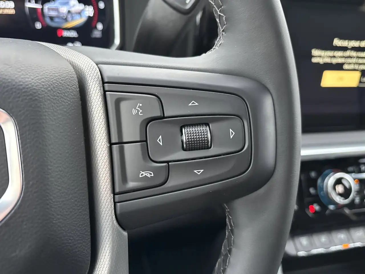 GMC Sierra 3500HD снимка GMC Sierra 3500HD
