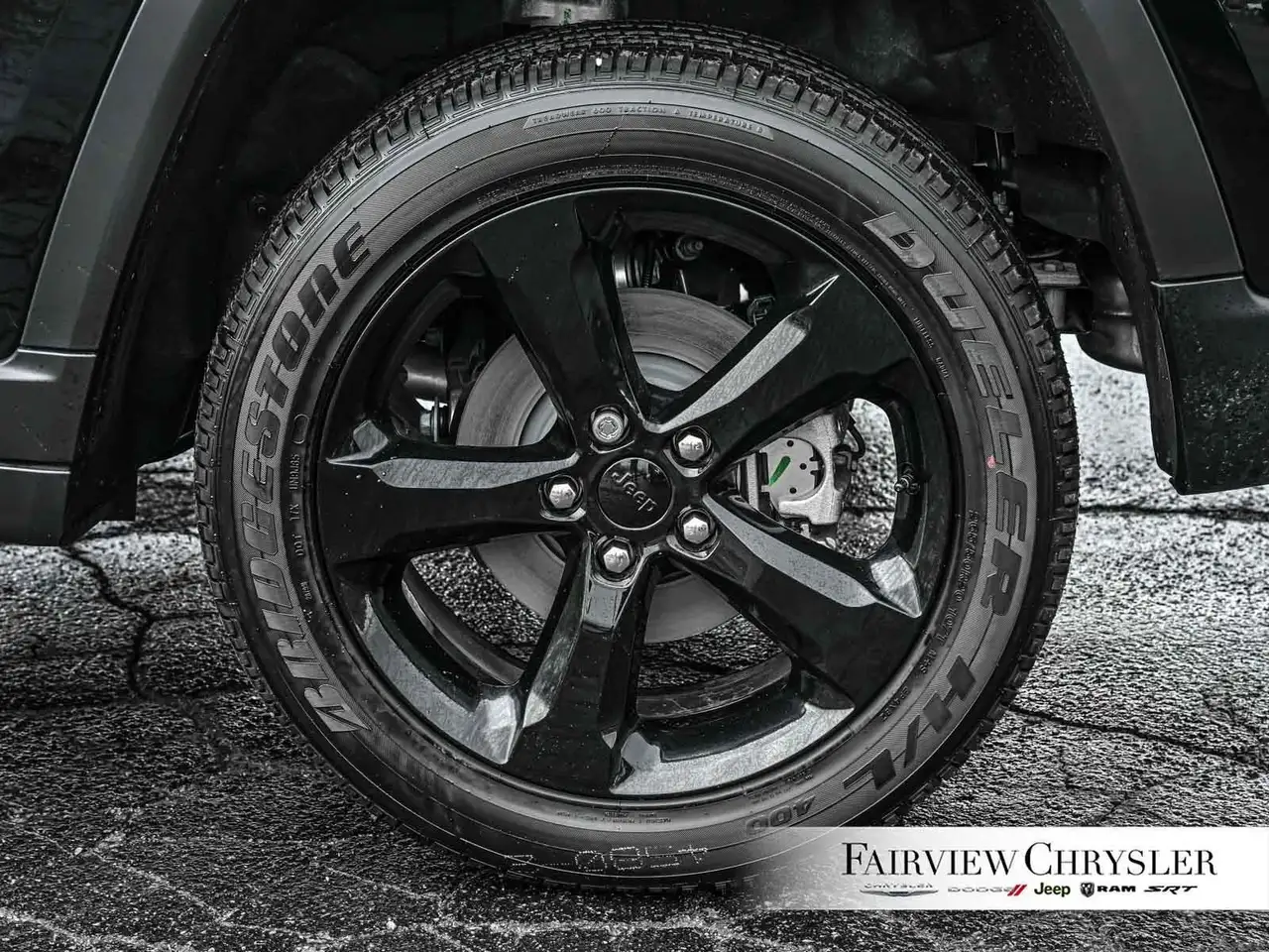 Jeep Grand Cherokee снимка Jeep Grand Cherokee
