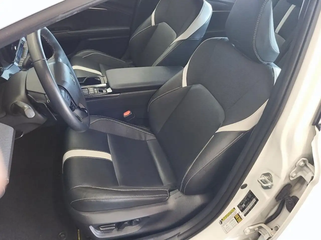 Toyota Camry снимка Toyota Camry