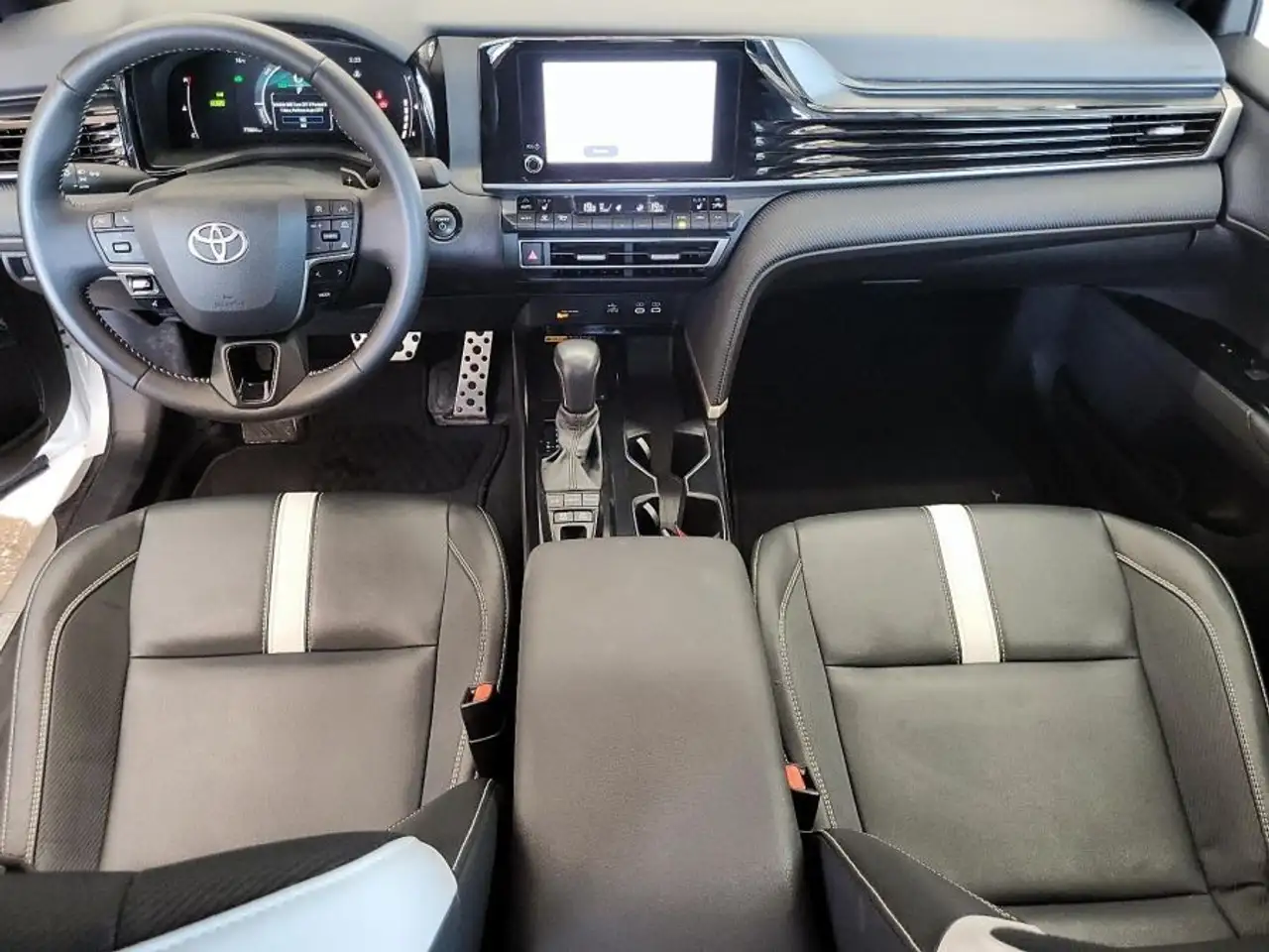 Toyota Camry снимка Toyota Camry