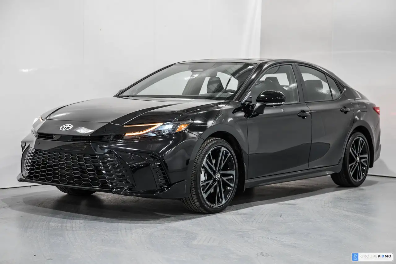 Toyota Camry снимка Toyota Camry