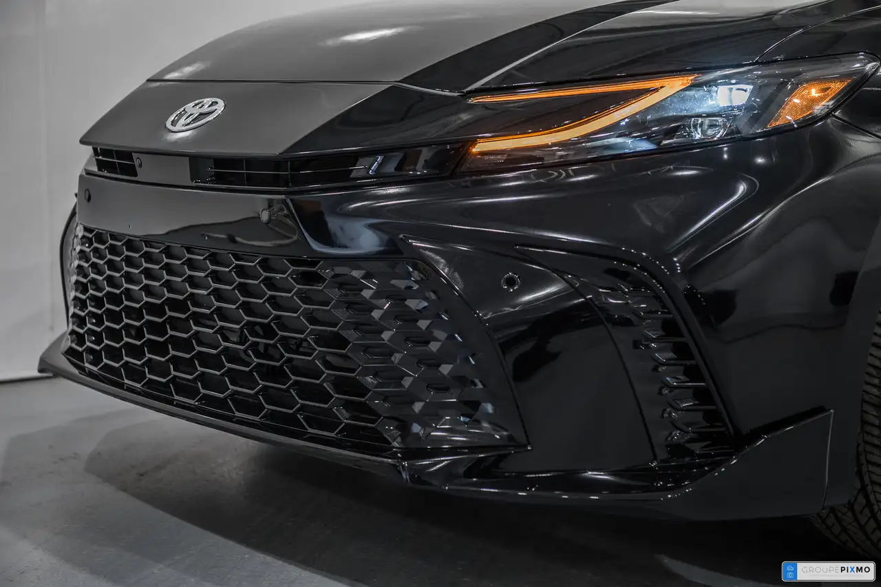 Toyota Camry снимка Toyota Camry