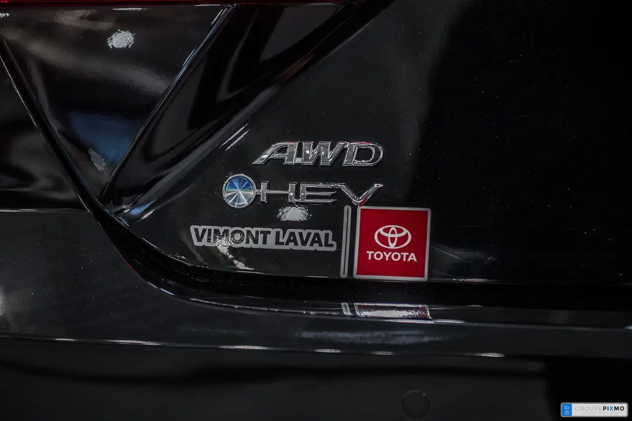 Toyota Camry снимка Toyota Camry