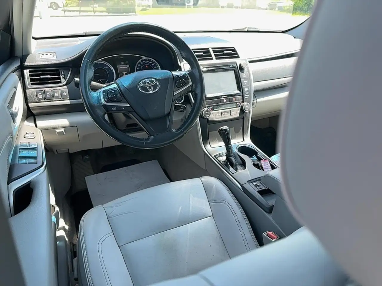 Toyota Camry снимка Toyota Camry