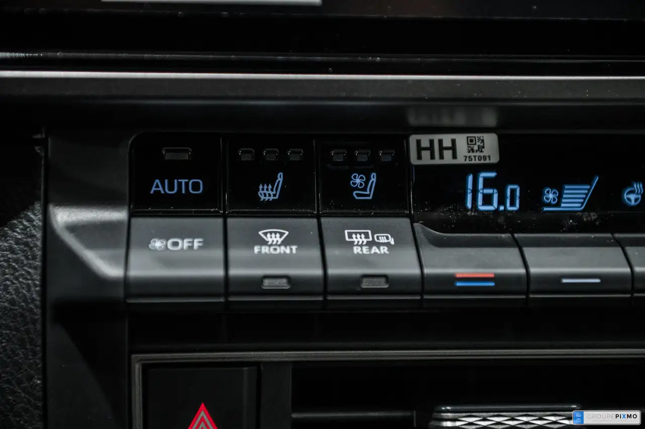 Toyota Camry снимка Toyota Camry