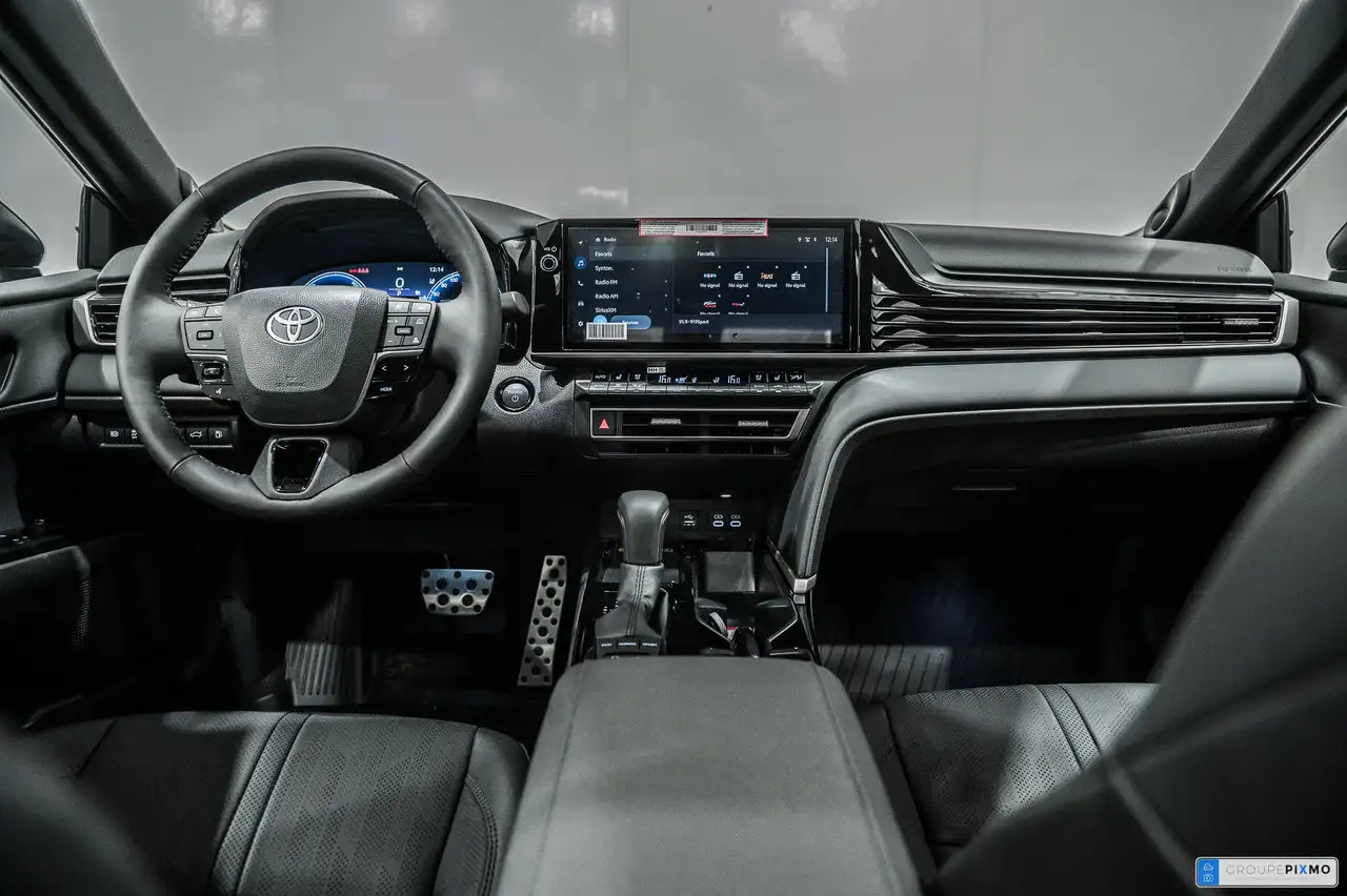Toyota Camry снимка Toyota Camry