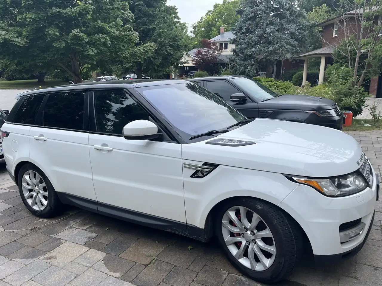 Land Rover Range Rover Sport снимка Land Rover Range Rover Sport
