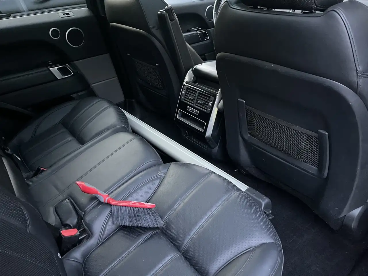 Land Rover Range Rover Sport снимка Land Rover Range Rover Sport