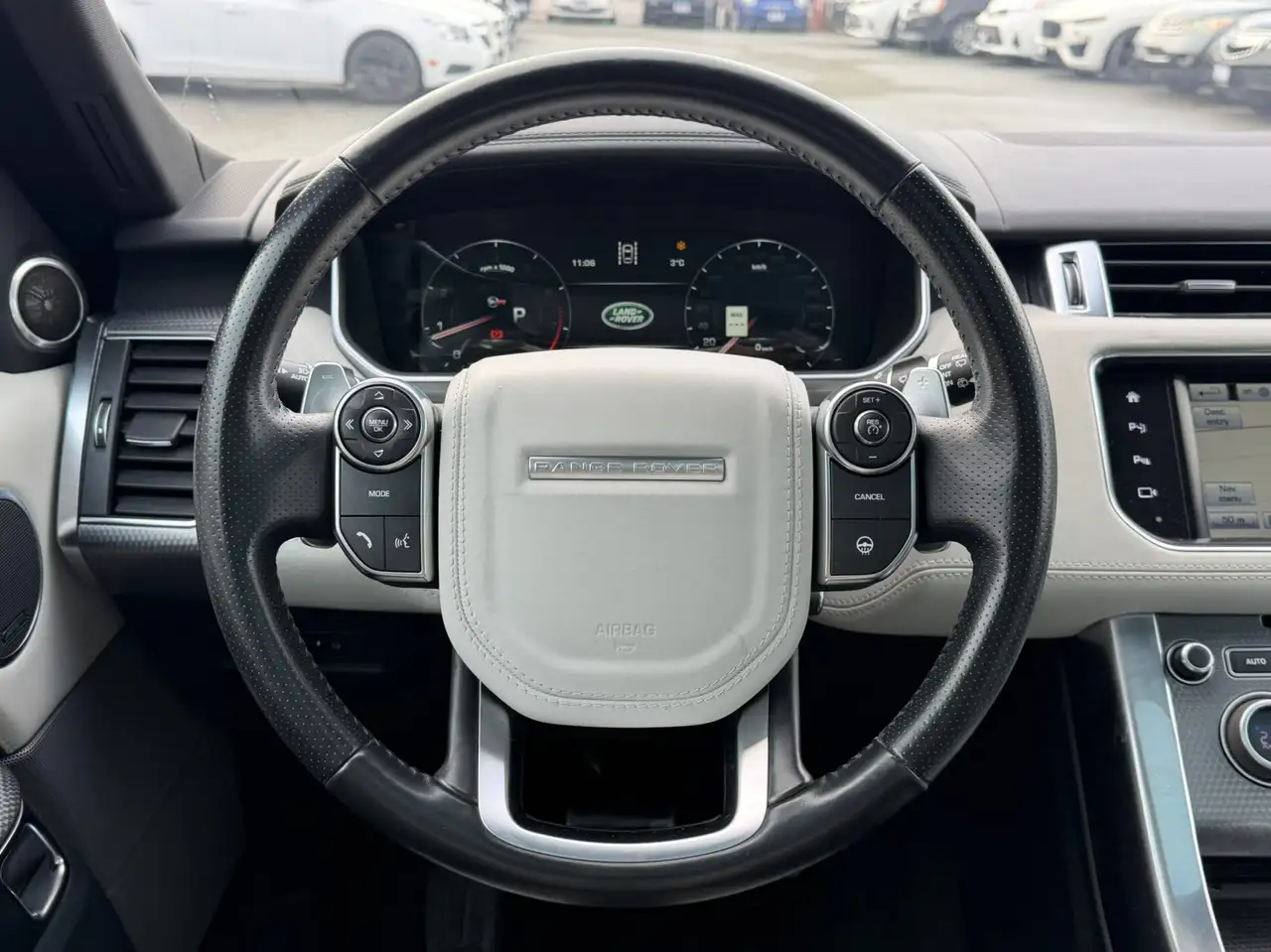 Land Rover Range Rover Sport снимка Land Rover Range Rover Sport