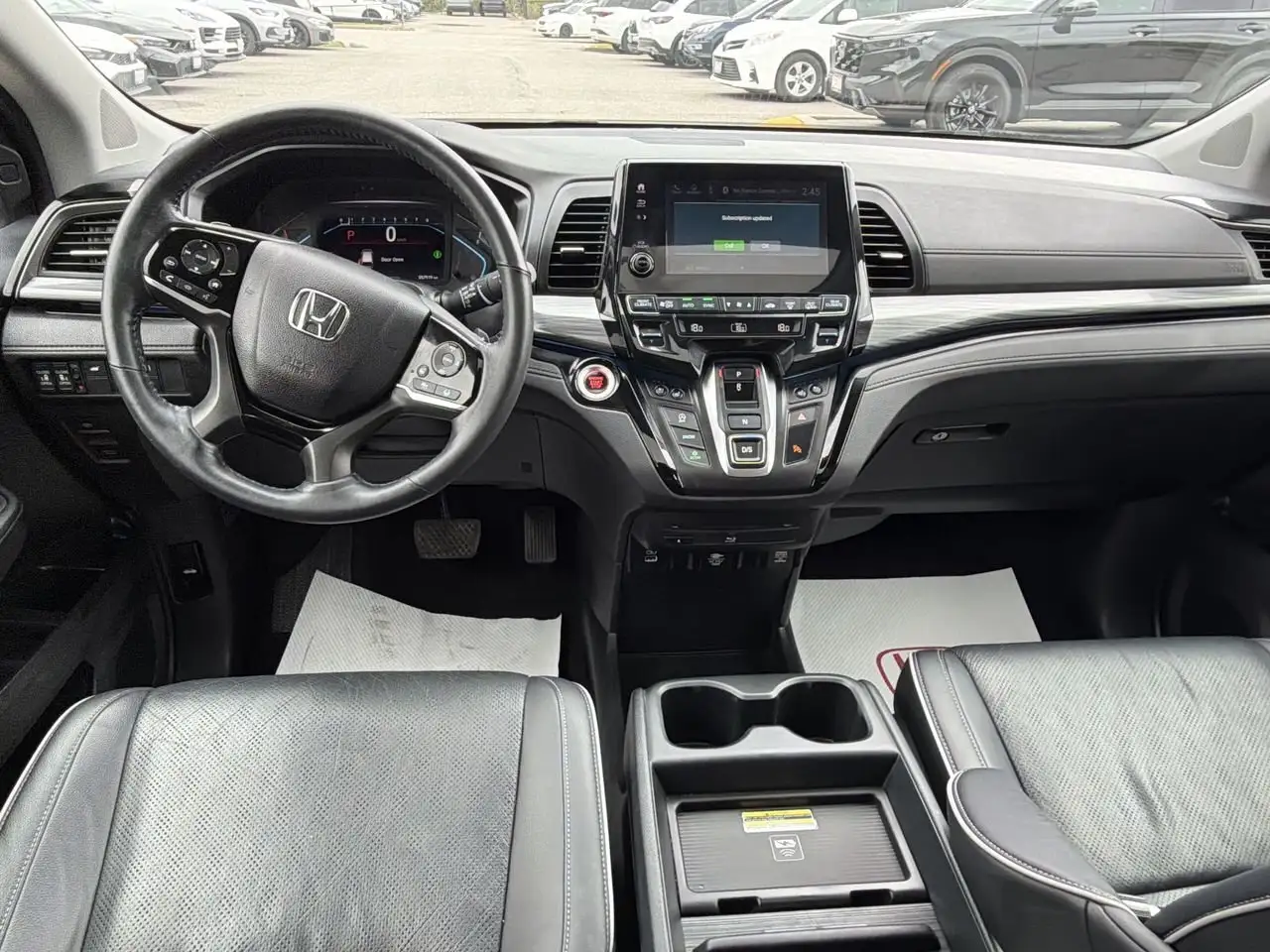 Honda Odyssey снимка Honda Odyssey