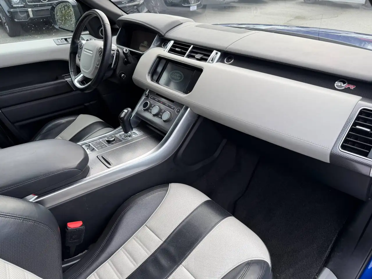 Land Rover Range Rover Sport снимка Land Rover Range Rover Sport