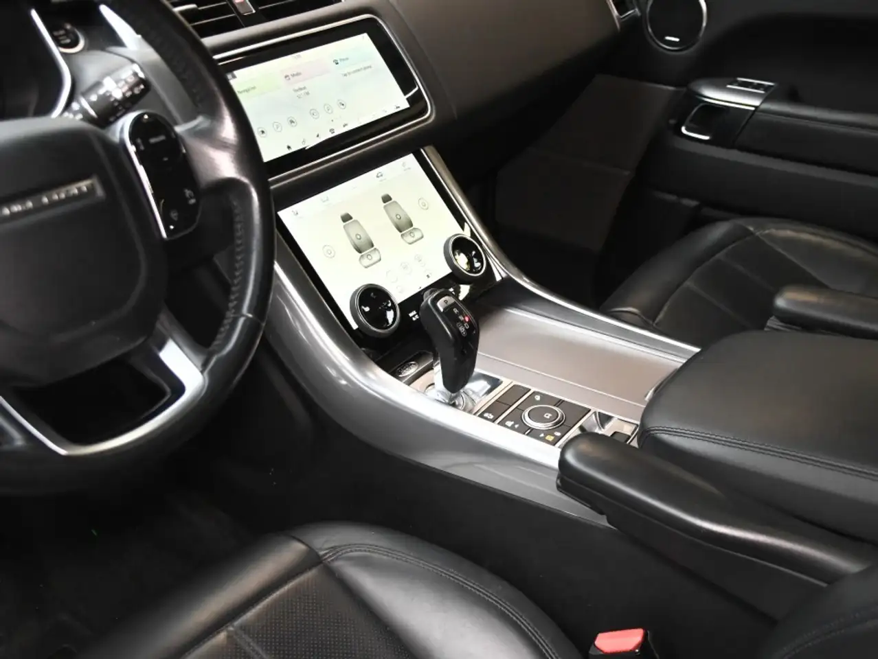 Land Rover Range Rover Sport снимка Land Rover Range Rover Sport