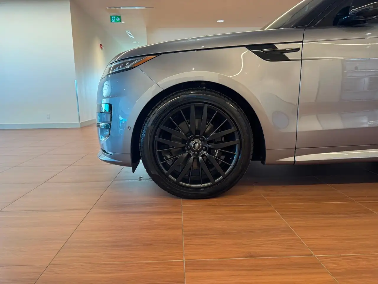 Land Rover Range Rover Sport снимка Land Rover Range Rover Sport
