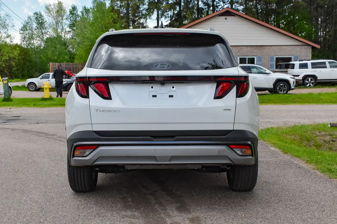 Hyundai TUCSON снимка Hyundai TUCSON