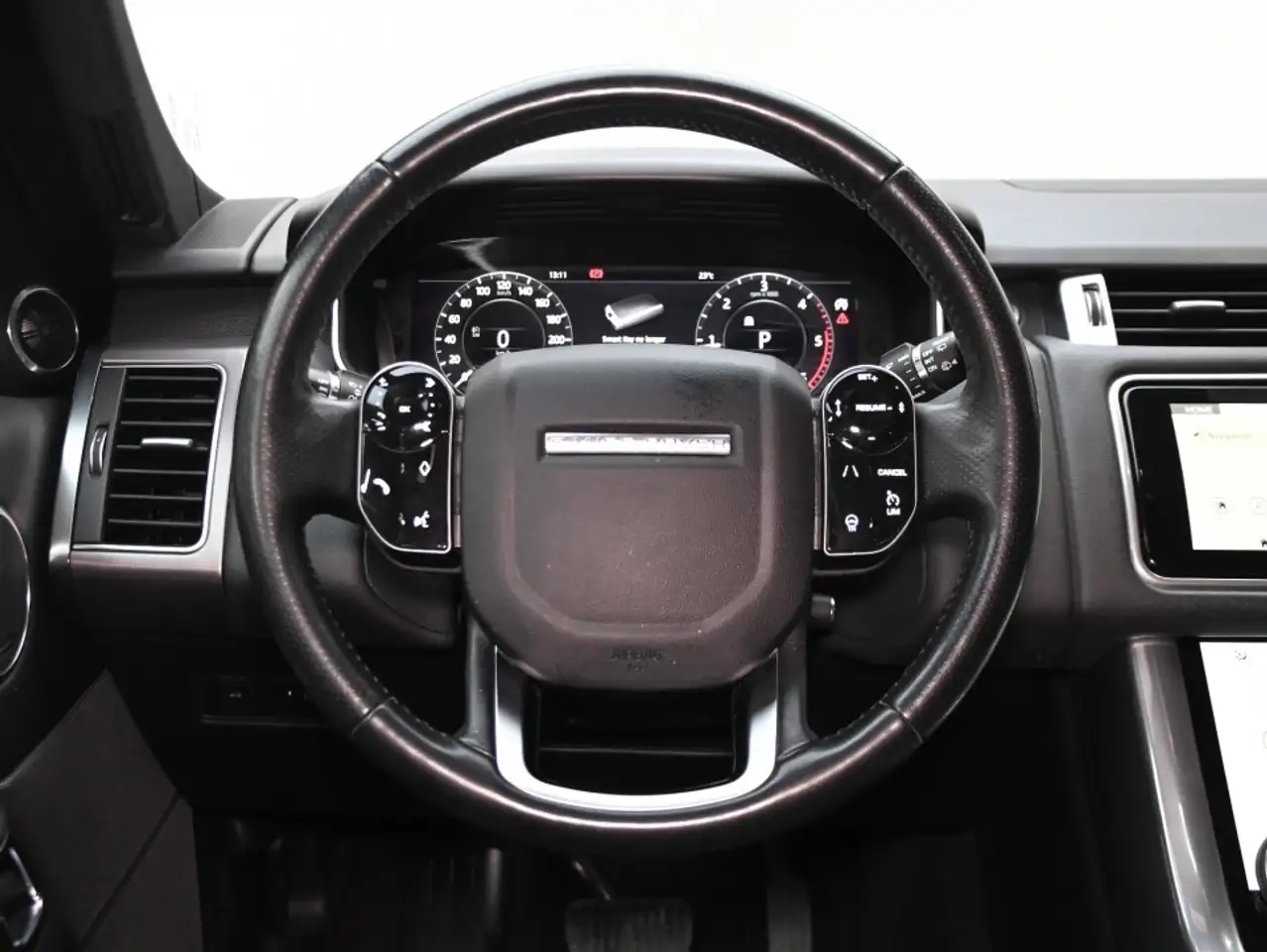 Land Rover Range Rover Sport снимка Land Rover Range Rover Sport