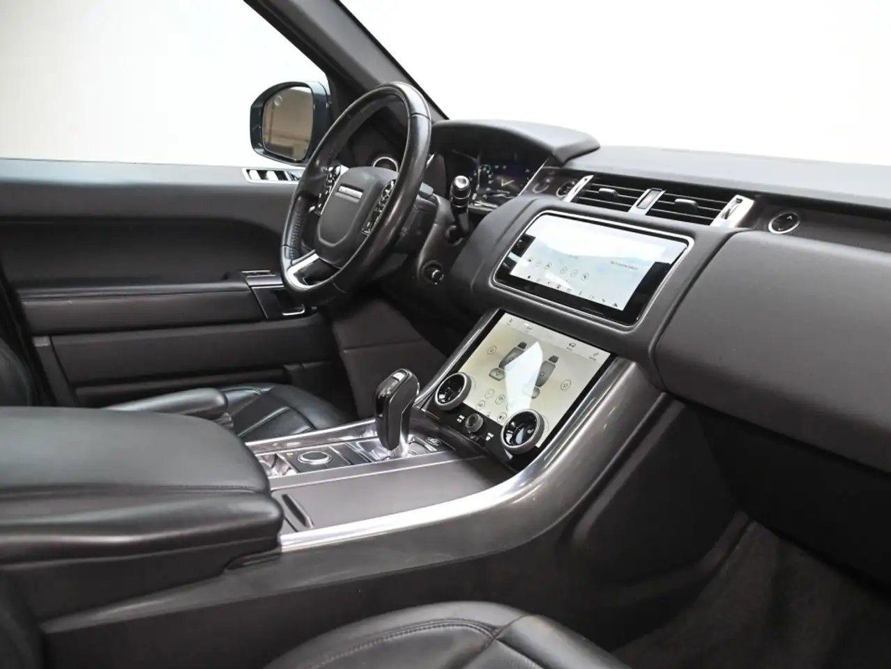 Land Rover Range Rover Sport снимка Land Rover Range Rover Sport