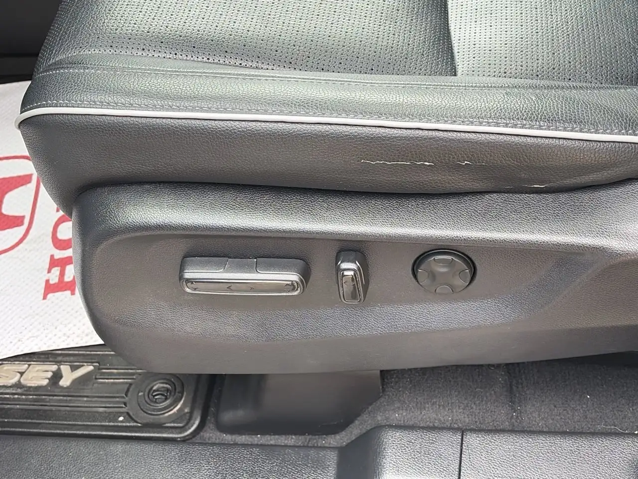 Honda Odyssey снимка Honda Odyssey