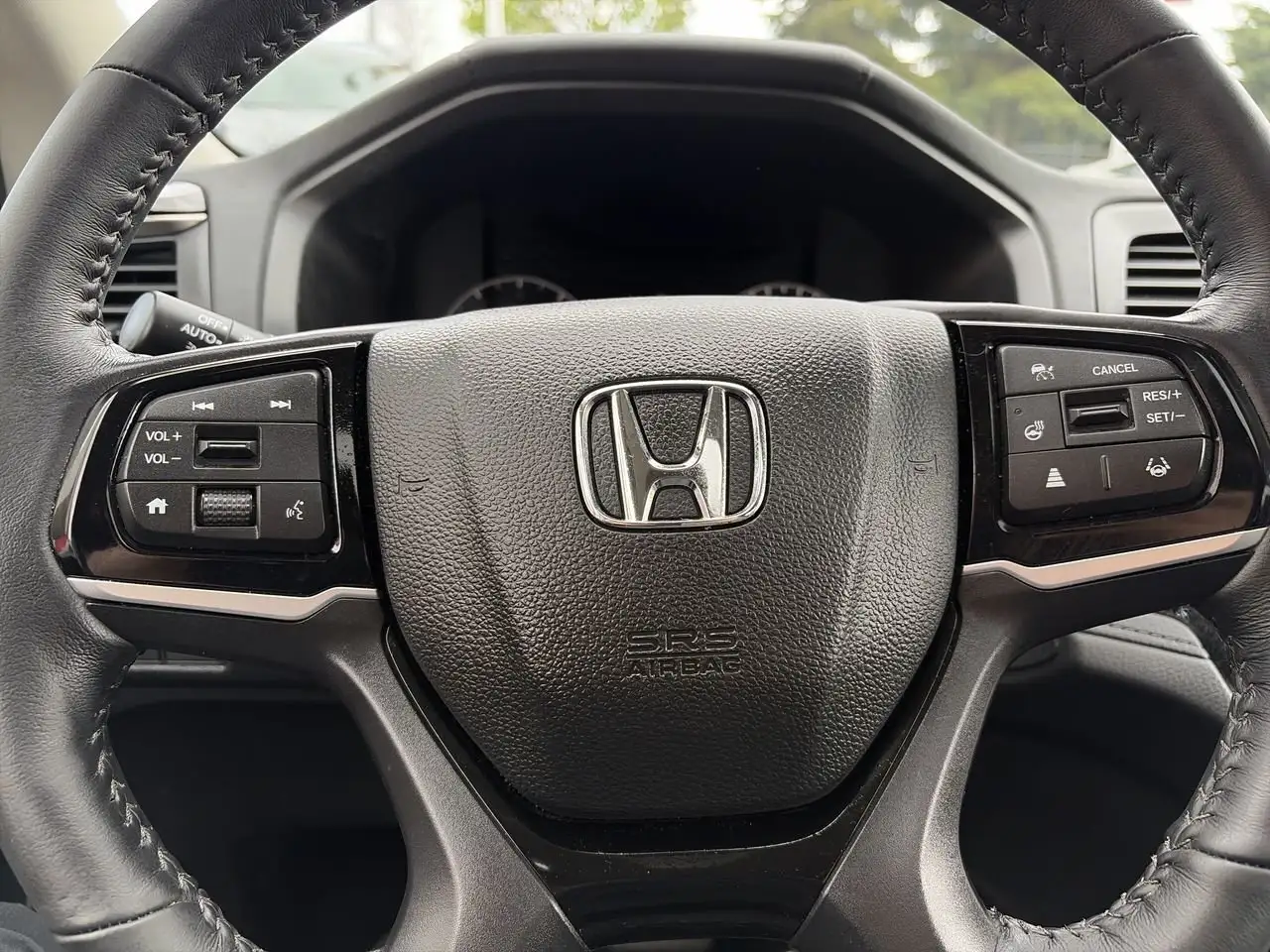 Honda Odyssey снимка Honda Odyssey