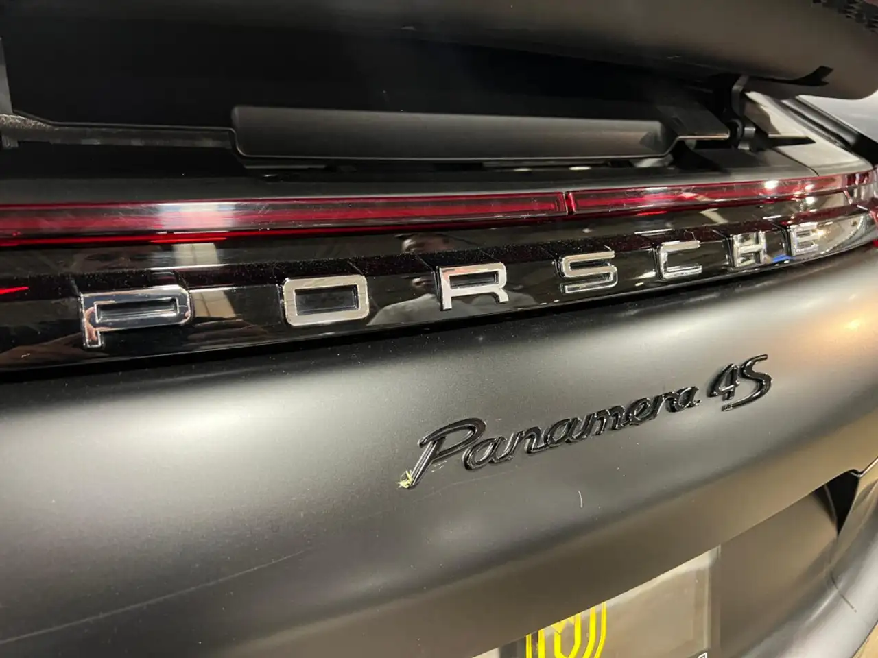 Porsche Panamera photo Porsche Panamera