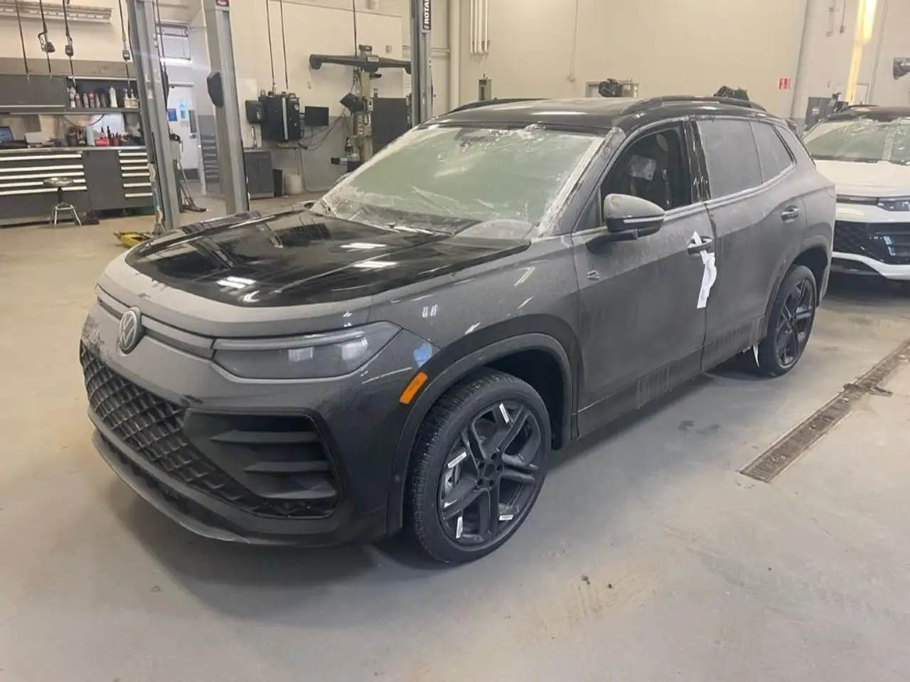 Volkswagen Tiguan снимка Volkswagen Tiguan